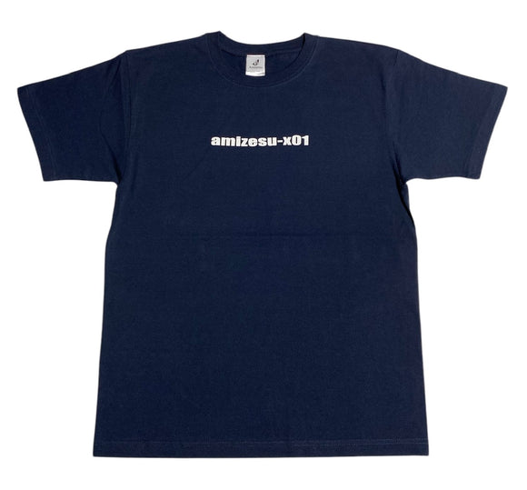 ロゴ入りTシャツ